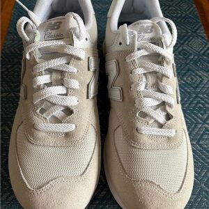 New Balance 574 - Woman’s 11D